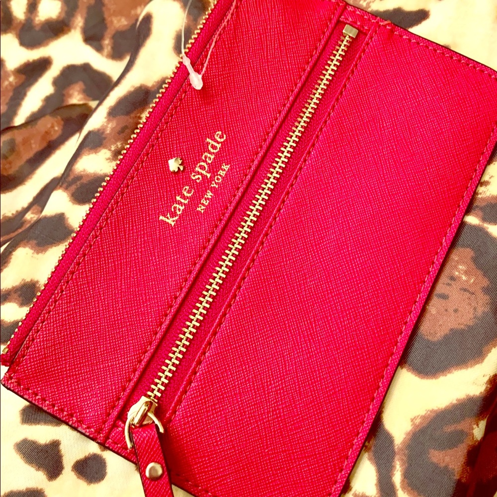 Kate Spade wristlet pouch